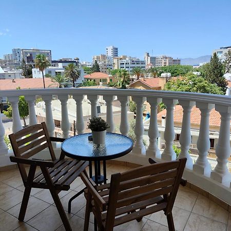 Ευ Ζην Central / Ev Zen Central Nicosia Buitenkant foto